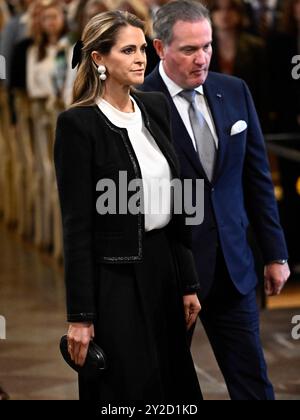 Stockholm, Schweden. September 2024. Prinzessin Madeleine und Ehemann Chris O’Neill treffen am 10. September 2024 am Stockholmer Dom vor der Eröffnung des schwedischen Parlaments Riksdagen in Stockholm ein. Foto: Jonas Ekströmer/TT-Code 10030 Credit: TT News Agency/Alamy Live News Stockfoto