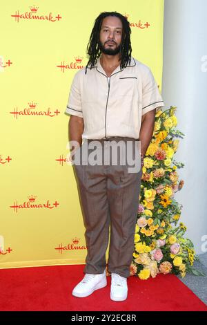 Los Angeles, USA. September 2024. LOS ANGELES – 9. September: Brandon Jay McLaren bei der Premiere der Chicken Sisters Hallmark Series im NeueHouse am 9. September 2024 in Los Angeles, KALIFORNIEN (Foto: Katrina Jordan/SIPA USA) Credit: SIPA USA/Alamy Live News Stockfoto