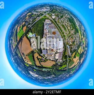 Luftbild, Einkaufszentrum Ruhrpark, am Autobahnkreuz Bochum mit Autobahn A43 und Autobahn A40, Erdkugel, Fisheye Aufnahme, Fischaugen Aufnahme, 360 Grad Aufnahme, winzige Welt, kleiner Planet, Fischaugenbild, Harpen, Bochum, Ruhrgebiet, Nordrhein-Westfalen, Deutschland ACHTUNGxMINDESTHONORARx60xEURO *** Luftansicht, Einkaufszentrum Ruhrpark, am Autobahndreieck Bochum mit Autobahn A43 und Autobahn A40, Erdkugel, Fischaugenbild, 360°-Bild, winzige Welt, kleiner Planet, Fischaugenbild, Harpen, Bochum, Ruhrgebiet, Nordrhein-Westfalen, Deutschland ACHTUNGxMINDESTHONORARx60xEURO Stockfoto