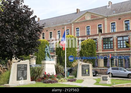Französisch-preußische Kriegsdenkmal, Place Gambetta, Montreuil-sur-Mer, Pas de Calais, Hauts de France, La Manche, Frankreich, Europa Stockfoto