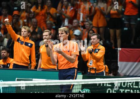 BOLOGNA, ITALIEN - 10. September: Der Kapitän der niederländischen Nationalmannschaft Paul Haarhuis während des Davis Cup-Spiels gegen Belgien in der Unipol Arena in Bologna Stockfoto
