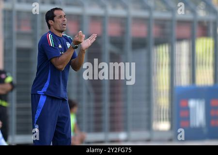 Italias U20-Trainer Bernardo Corradi während des Spiels Elite League Italien U20 - Deutschland U20 im „Manlio Scopigno“-Stadion in Rieti, Italien am 10. september 2024 Stockfoto