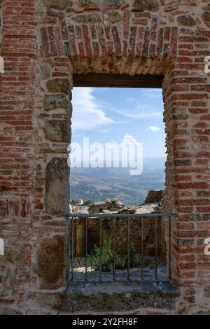 Blick auf Colobraro, ein Dorf in Basilicata, Italien. Stockfoto