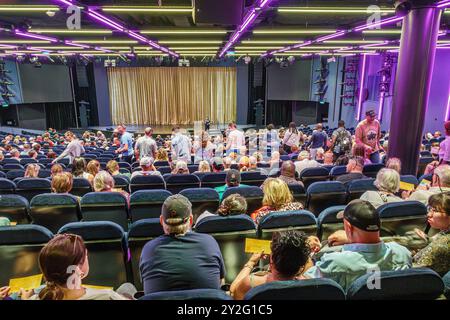 Civitavecchia Italien, Norwegian Cruise Line NCL Schiff, Escape 10-tägige Mittelmeer-Reiseroute, Civitavecchia Hafen von Rom, innen an Bord, passend Stockfoto
