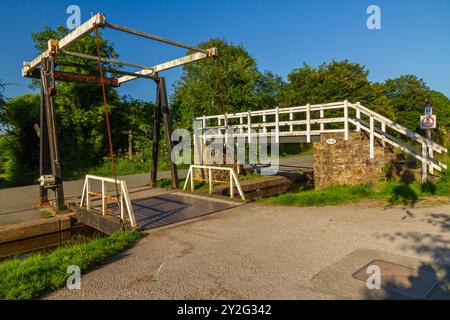 Handhebebrücke am Llangollen Canal, Froncysyllte, Nordwales, Großbritannien Stockfoto