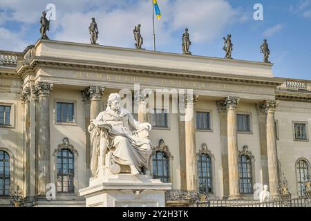 Denkmal Wilhelm von Humboldt, Hauptgebäude, Humboldt-Universität, unter den Linden, Mitte, Berlin, Deutschland *** Denkmal Wilhelm von Humboldt, Hauptgebäude, Humboldt-Universität, unter den Linden, Mitte, Berlin, Deutschland Stockfoto