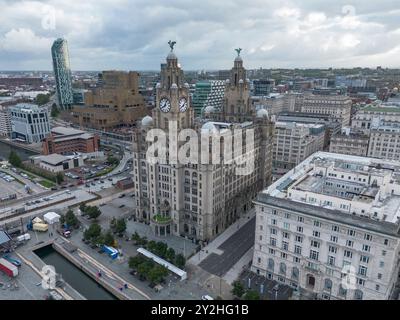 Das Royal Liver Building, eines der drei Graces am Pier Head, Liverpool, England. Stockfoto