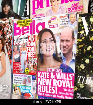 London, UK, 4. September 2024: Kate Middleton, Prinzessin von Wales und Prinz William auf dem Cover der Zeitschrift Bella. Ausgaben zum Zeitungskiosk für Druckzeitschriften. Stockfoto