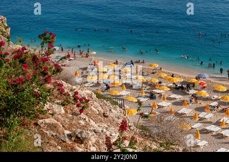 Kaputas Beach, Kas Antalya Türkei - 5. August 2024: Aus der Vogelperspektive auf den Strand Kaputaş ist ein kleiner Strand mit Blumen zwischen Kaş und Kalkan im Südwesten Stockfoto
