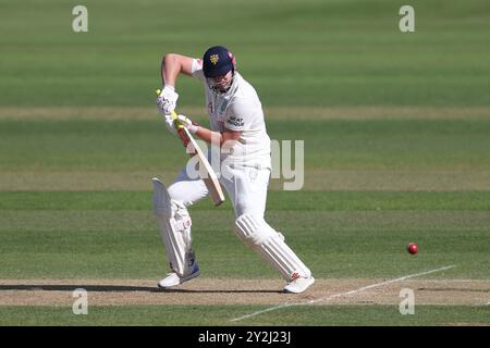 Alex Lees von Durham trat am Dienstag, den 10. September 2024, im Seat Unique Riverside, Chester le Street, beim Spiel der Vitality County Championship zwischen Durham Cricket und Lancashire an. (Foto: Mark Fletcher | MI News) Credit: MI News & Sport /Alamy Live News Stockfoto