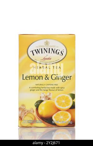 IRVINE, KALIFORNIEN - 6. SEPTEMBER 2024: Eine Schachtel Twinings Lemon and Ginger Kräutertee. Stockfoto