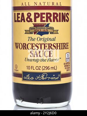 IRVINE, KALIFORNIEN - 6. SEPTEMBER 2024: Großaufnahme einer Flasche Lea und Perrins Worcesterhire Sauce. Stockfoto