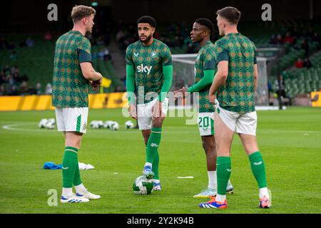 Dublin, Republik Irland. September 2024. Die irischen Spieler während des Spiels der UEFA Nations League, Liga B, Gruppe B2 zwischen der Republik Irland und Griechenland im Aviva Stadium in Dublin, Republik Irland am 10. September 2024 (Foto: Andrew Surma/ Credit: SIPA USA/Alamy Live News Stockfoto