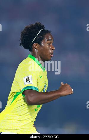 Asuncion, Paraguay. September 2024. Endrick von Brasilien, während des Spiels zwischen Paraguay und Brasilien für die 8. Runde der Qualifikation zur FIFA 2026, am 10. September 2024 im Defensores del Chaco Stadium in Asuncion, Paraguay Foto: Diana Carrillo/DiaEsportivo/Alamy Live News Credit: DiaEsportivo/Alamy Live News Stockfoto