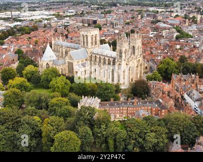 Ein Luftbild vom York Minster und dem Zentrum der historischen Stadt York Stockfoto