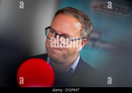 CDU FRAKTIONSSITZUNG im THÜRINGER LANDTAG 11/09/2024 - Erfurt: Presseerklärung des Fraktionsvorsitzenden der CDU Thüringen, Mario Voigt, im Anschluss an die CDU Fraktionssitzung im Thüringer Landtag am 11. September 2024. /                     *** CDU-FRAKTIONSTREFFEN IM THÜRINGER LANDTAG 11 09 2024 Erfurt Pressemitteilung des CDU Thüringer Fraktionsvorsitzenden Mario Voigt im Anschluss an das CDU-Fraktionstreffen im Thüringer landtag am 11. September 2024 5249585 Stockfoto