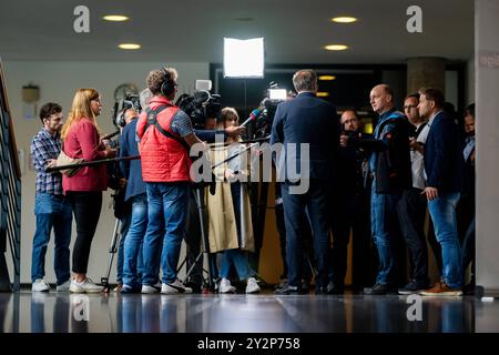 CDU FRAKTIONSSITZUNG im THÜRINGER LANDTAG 11/09/2024 - Erfurt: Presseerklärung des Fraktionsvorsitzenden der CDU Thüringen, Mario Voigt, im Anschluss an die CDU Fraktionssitzung im Thüringer Landtag am 11. September 2024. /                     *** CDU-FRAKTIONSTREFFEN IM THÜRINGER LANDTAG 11 09 2024 Erfurt Pressemitteilung des CDU Thüringer Fraktionsvorsitzenden Mario Voigt im Anschluss an das CDU-Fraktionstreffen im Thüringer landtag am 11. September 2024 5249585 Stockfoto