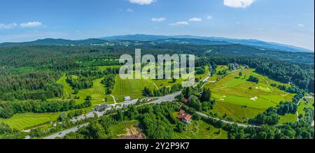 Sommerliche Natur im Bayerischen Wald rund um den Golfplatz bei Rusel Stockfoto