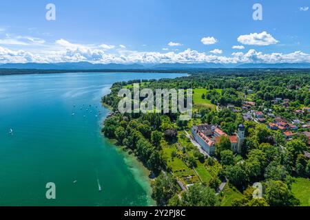 Blick auf Bernried im bayerischen Oberland am Westufer des Starnberger Sees Stockfoto