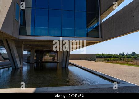 Mariana Museum, Musée archéologique de Mariana - Museu Archeulogicu di Mariana, Korsika, Frankreich. Entworfen vom Architekten Pierre-Louis Faloci. Stockfoto