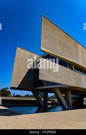 Mariana Museum, Musée archéologique de Mariana - Museu Archeulogicu di Mariana, Korsika, Frankreich. Entworfen vom Architekten Pierre-Louis Faloci. Stockfoto