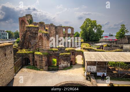Die Ruine der Kaiserlichen Römerbäder in Trier Stockfoto