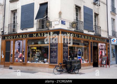 Moutarde Maille Senfladen in Dijon, Frankreich. Stockfoto