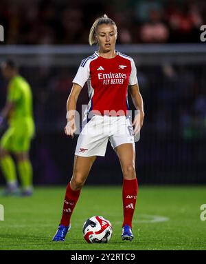 Leah Williamson von Arsenal im Finale der Qualifikationsrunde der UEFA Women's Champions League in Meadow Park, Borehamwood. Stockfoto