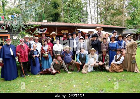 Markus Söder beim Besuch des Cowboy-Clubs Müchen 1913 e.V. anlässlich dessen 111-jährigen Jubiläums. München, 11.09.2024 *** Markus Söder besucht den Cowboy Club Müchen 1913 e V anlässlich seines 111-jährigen Bestehens München, 11 09 2024 Foto:XK.xKriegerx/xFuturexImagex Cowboy soeder 4976 Stockfoto