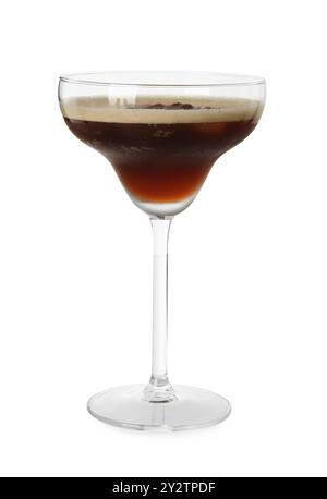 Espresso Martini Cocktail im Glas isoliert auf weiß Stockfoto