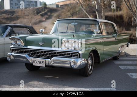 Das Ford Fairlane 500 Galaxie gehört zur ersten Generation des Ford Galaxie und zur zweiten Generation des Ford Fairlane Stockfoto