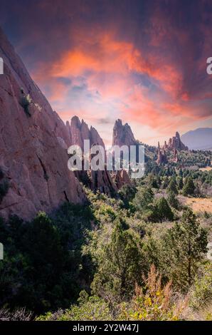 Sonnenuntergang im Garden of the Gods, Colorado Springs, Colorado Stockfoto