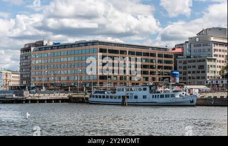 Göteborg, Schweden - 29. Mai 2022: Außenansicht des Comfort Hotel G?teborg. Stockfoto