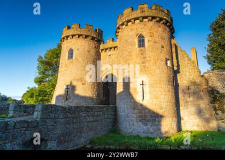 Ruinen von Whittington Castle in der Nähe von Oswestry in Shropshire, Großbritannien an einem Sommermorgen Stockfoto