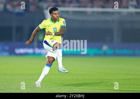 Asuncion, Paraguay. September 2024. Rodrygo aus Brasilien, während des Spiels zwischen Paraguay und Brasilien für die 8. Runde der Qualifikation zur FIFA 2026, am 10. September 2024 im Defensores del Chaco Stadium in Asuncion, Paraguay Foto: Diana Carrillo/DiaEsportivo/Alamy Live News Credit: DiaEsportivo/Alamy Live News Stockfoto