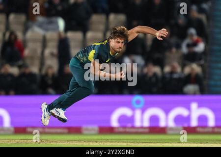 Southampton, Großbritannien. September 2024. Marcus Stoinis aus Australien liefert den Ball während des ersten Spiels der Vitality IT20 Series England gegen Australien im Utilita Bowl, Southampton, Großbritannien, 11. September 2024 (Foto: Craig Thomas/News Images) in Southampton, Großbritannien am 11. September 2024. (Foto: Craig Thomas/News Images/SIPA USA) Credit: SIPA USA/Alamy Live News Stockfoto