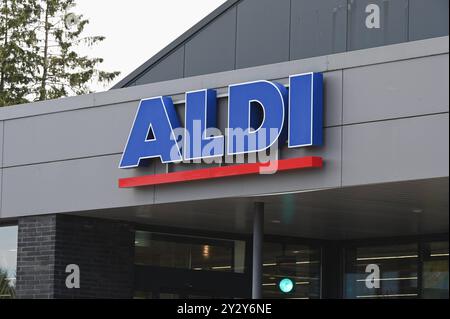 Logo, Schriftzug des Discounter ALDI NORD auf einem Schild an einer Filiale *** Logo, Schriftzug des Discounters ALDI NORD auf einem Schild im Geschäft Stockfoto