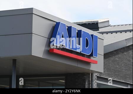 Logo, Schriftzug des Discounter ALDI NORD auf einem Schild an einer Filiale *** Logo, Schriftzug des Discounters ALDI NORD auf einem Schild im Geschäft Stockfoto