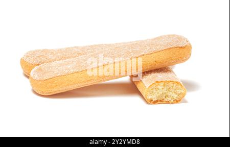 Traditionelle italienische Savoiardi-Kekse, Marienkuchen, isoliert auf weißem Hintergrund. Stockfoto