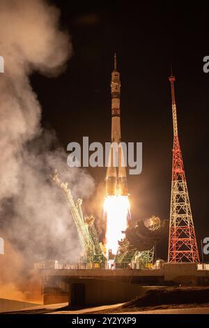 Baikonur, Kasachstan. September 2024. Die Sojus-Rakete startet am Mittwoch, den 11. September, mit Mitgliedern der Expedition 72 zur Internationalen Raumstation: NASA-Astronaut Don Pettit, Roscosmos-Kosmonauten Alexey Ovchinin und Ivan Vagner an Bord. 2024 im Kosmodrom Baikonur in Kasachstan. NASA Foto von Bill Ingalls/UPI Credit: UPI/Alamy Live News Stockfoto