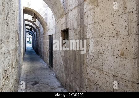 Architektonische Details des historischen Stadtzentrums von Arequipa, das zum UNESCO-Weltkulturerbe gehört. Arequipa ist eine Stadt in Peru und die Hauptstadt der Provinz Stockfoto