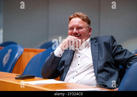 10. SEPTEMBER 2024 Niederländisch Tweede Kamer Plenardebatte DEN HAAG, NIEDERLANDE - 10. SEPTEMBER: Robert Rep PVV während der Plenardebatte im Tweede Kamer am 10. September 2024 in den Haag Tweede Kamer Niederlande den Haag Tweede Kamer Niederlande Inhalte können nicht direkt oder indirekt über Dritte weiterverbreitet werden. Copyright: XJohnxBeckmannx Stockfoto