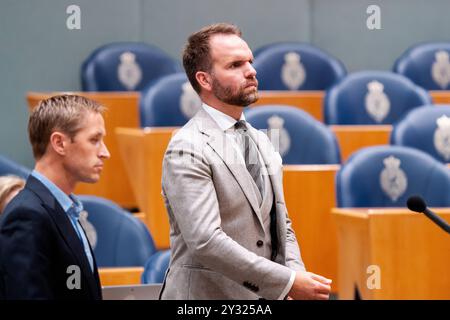 10. SEPTEMBER 2024 Niederländisch Tweede Kamer Plenardebatte DEN HAAG, NIEDERLANDE - 10. SEPTEMBER: Derk Boswijk CDA während der Plenardebatte im Tweede Kamer am 10. September 2024 in den Haag, Niederlande den Haag Tweede Kamer Niederlande Inhalte können nicht direkt oder indirekt über Dritte weiterverbreitet werden. Copyright: XJohnxBeckmannx Stockfoto