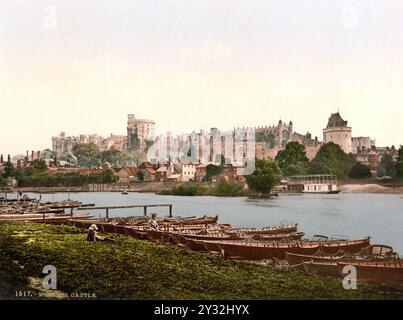 Windsor, Blick auf das Schloss vom Fluss aus, England / Blick auf das Schloss vom Fluss, England, Historisch, digital restaurierte Reproduktion von einer Vorlage aus dem 19. Jahrhundert, 1880, Datum nicht angegeben Stockfoto