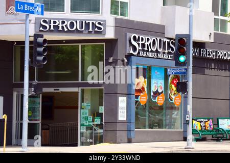 SPROSSEN Farmers Market Store. Sprossen ist eine amerikanische Supermarktkette, die eine große Auswahl an natürlichen und biologischen Lebensmitteln anbietet Stockfoto