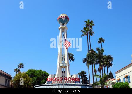 Crossroads of the World, erbaut 1936, ist ein historisches Wahrzeichen in Hollywood am 6671 Sunset Blvd, Los Angeles Stockfoto