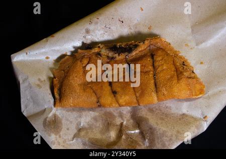 Schuss auf Terang Bulan oder süßen Martinabak. Typisch indonesisches Essen. Stockfoto