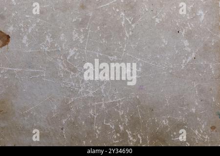Alte, zerkratzte Kartonbucheinband. Pappstruktur, abstrakter Hintergrund. Stockfoto