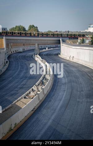 Baustelle Ausbau BAB A100, 16. Bauabschnitt, Höhe Dieselstraße, Berlin-Treptow, Baustelle Ausbau BAB A100, 16. Bauabschnitt, Höhe Dieselstraße, S-Bahn, Berlin-Treptow, *** Baustelle für den Ausbau der BAB A100, Bauabschnitt 16, Dieselstraße, Berlin Treptow, Baustelle für den Ausbau der BAB A100, Bauabschnitt 16, Dieselstraße, S Bahn, Berlin Treptow, Stockfoto