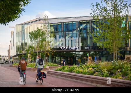 Der Haupteingang zum Bahnhof Delft, Delft, Niederlande Stockfoto